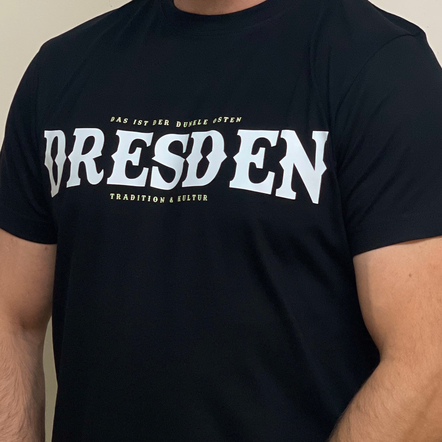 Dresden Premium Shirt / Hoodie